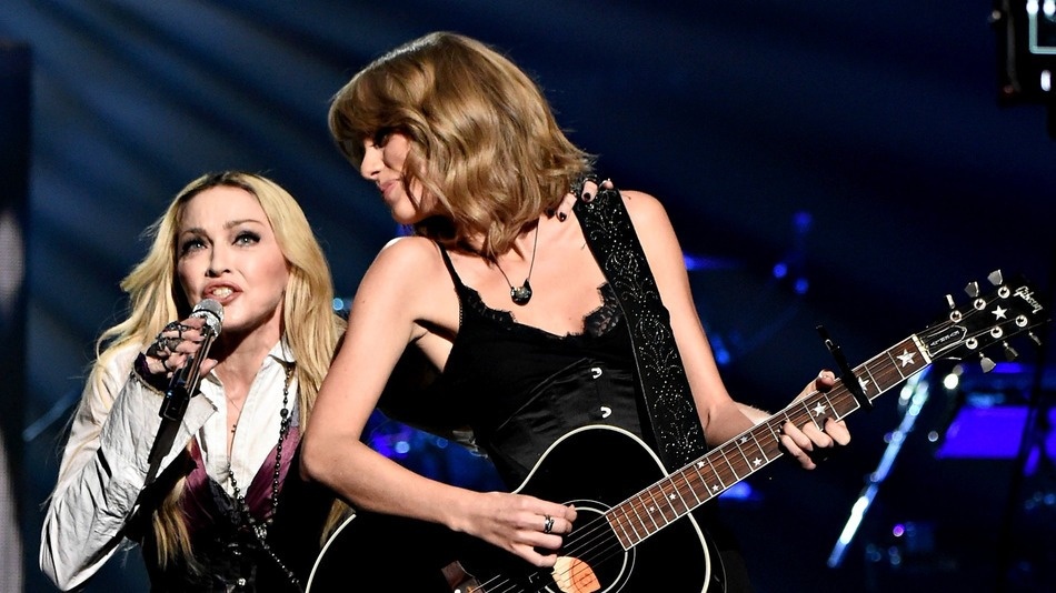 Madonna & Taylor Swift - 'Ghost Town' (Live at iHeartRadio Awards 2015) hinh anh