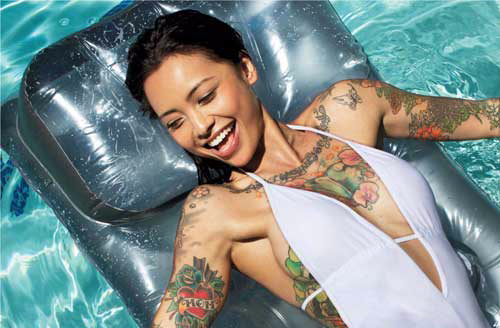 Nguoi dep goc Viet trong bom tan ‘Fast & Furious 7’ hinh anh