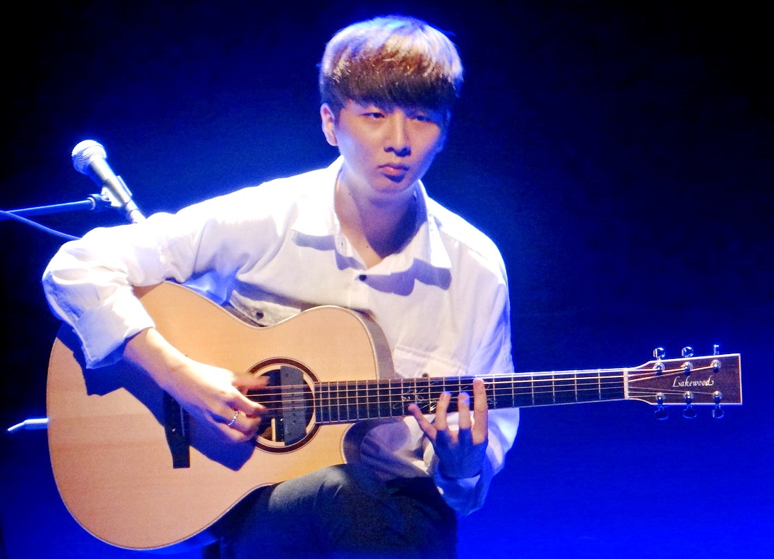 Sungha Jung trong lần thứ hai tới biểu diễn tại Hà Nội.