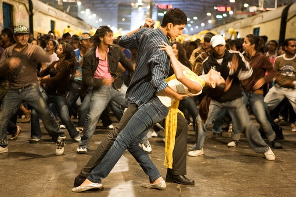 89 dieu nhay kinh dien duoc tai hien trong 3 phut hinh anh