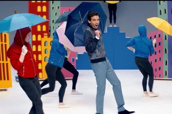 MIKA - 'Talk About You' hinh anh