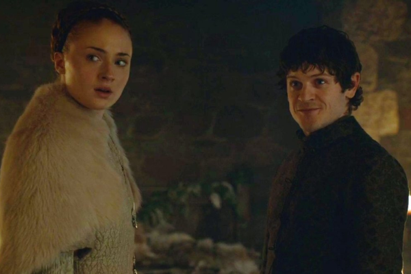 ‘Tro choi vuong quyen’ lai gay tranh cai voi canh cuong buc hinh anh