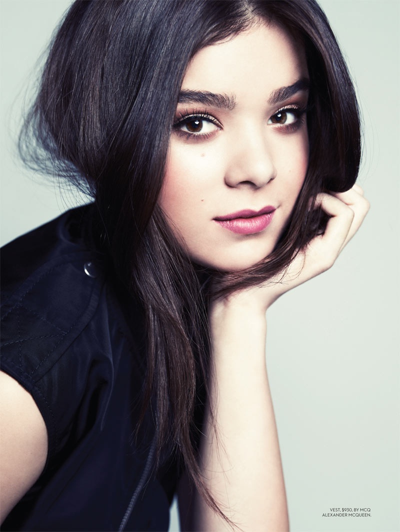 Dù tuổi đời còn rất trẻ, Hailee Steinfeld từng giành một đề cử Oscar khi cô mới 13 tuổi.
