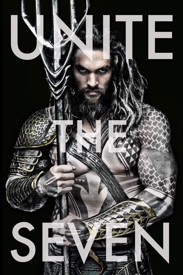 Tạo hình siêu anh hùng Aquaman do Jason Momoa, ngôi sao loạt phim Game of Thrones, thể hiện.