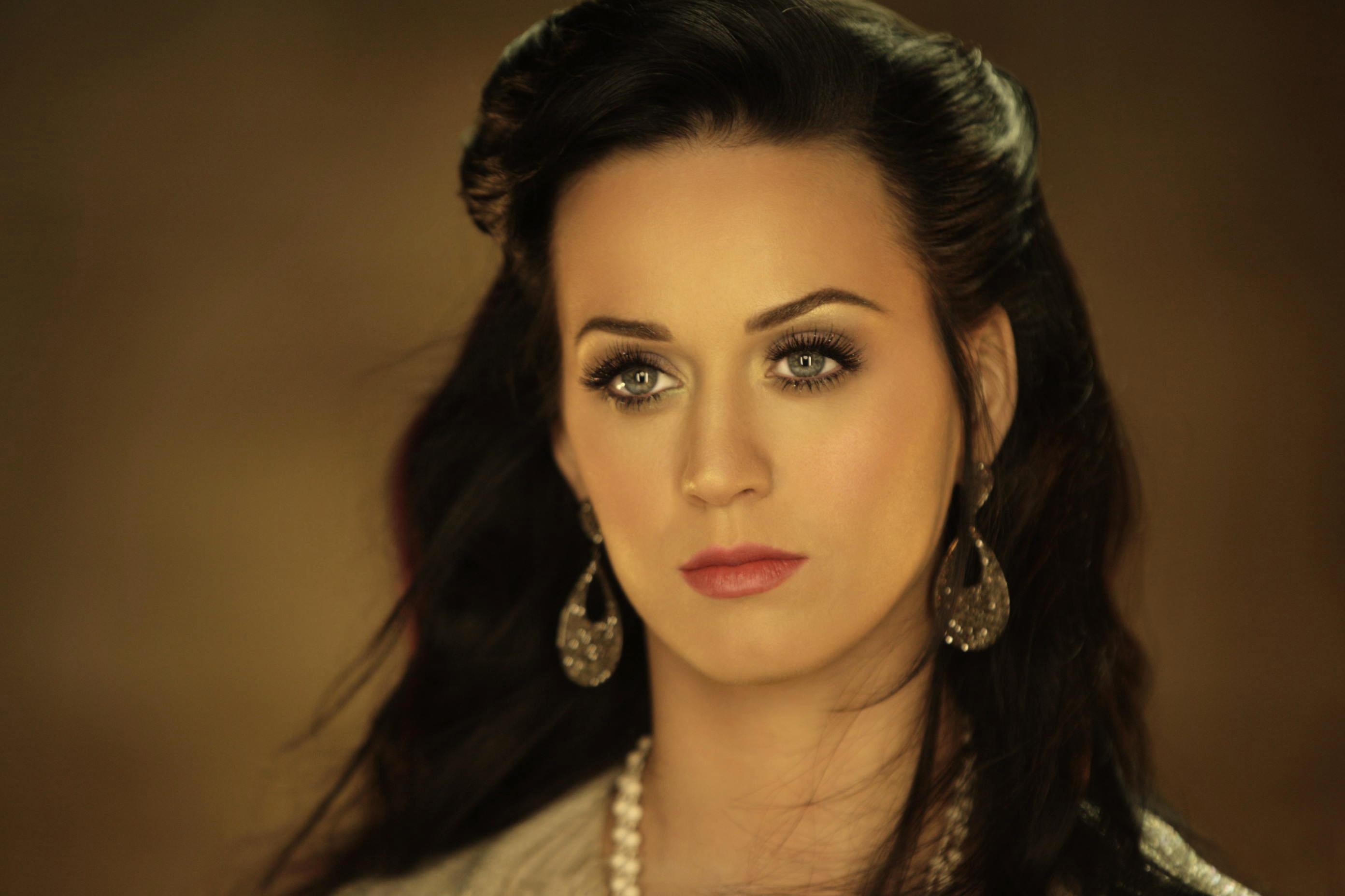 Katy Perry chuan bi dap tra Taylor Swift bang ‘1984’ hinh anh
