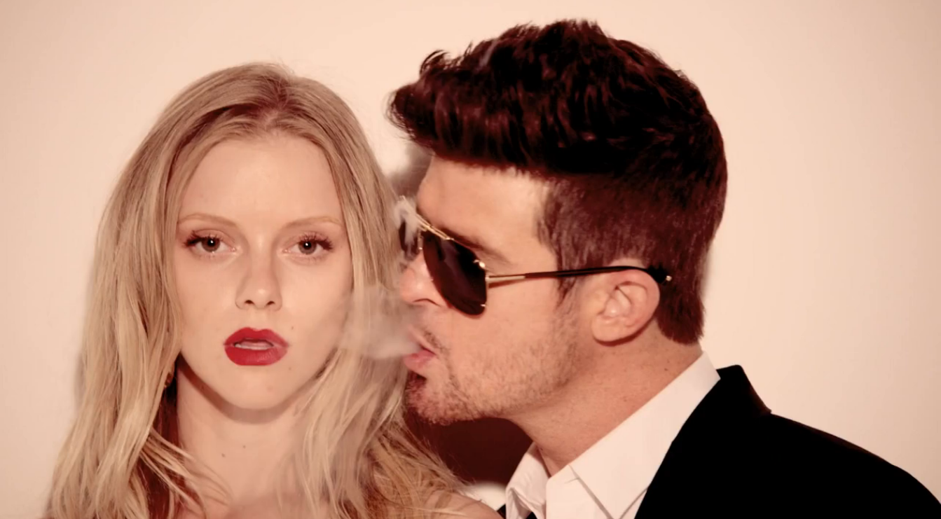 Elle Evans là một trong những người đẹp tham gia MV gây tranh cãi Blurred Lines.