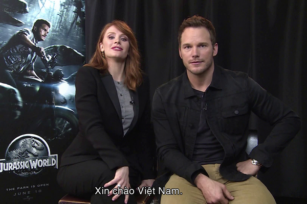 Chris Pratt & Bryce Dallas Howard gui loi chao khan gia Viet hinh anh