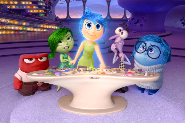 Pixar kho long cuop ngoi phong ve tu ‘The gioi khung long’ hinh anh