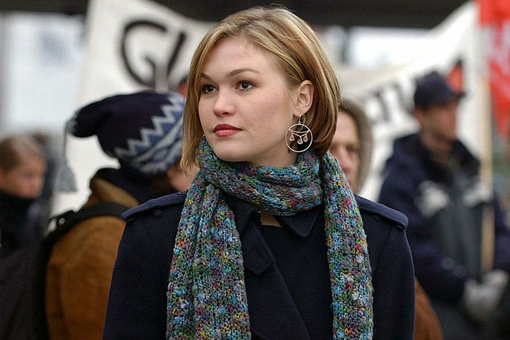 Khan gia tai ngo Julia Stiles trong ‘Bourne 5’ hinh anh