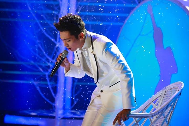 Mai Quoc Viet hoa than Quang Dung hat 'Phoi pha' hinh anh