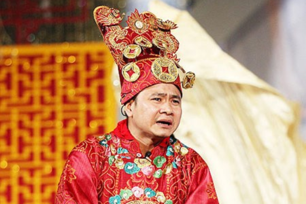 10 dieu khan gia it biet ve Tu Long hinh anh