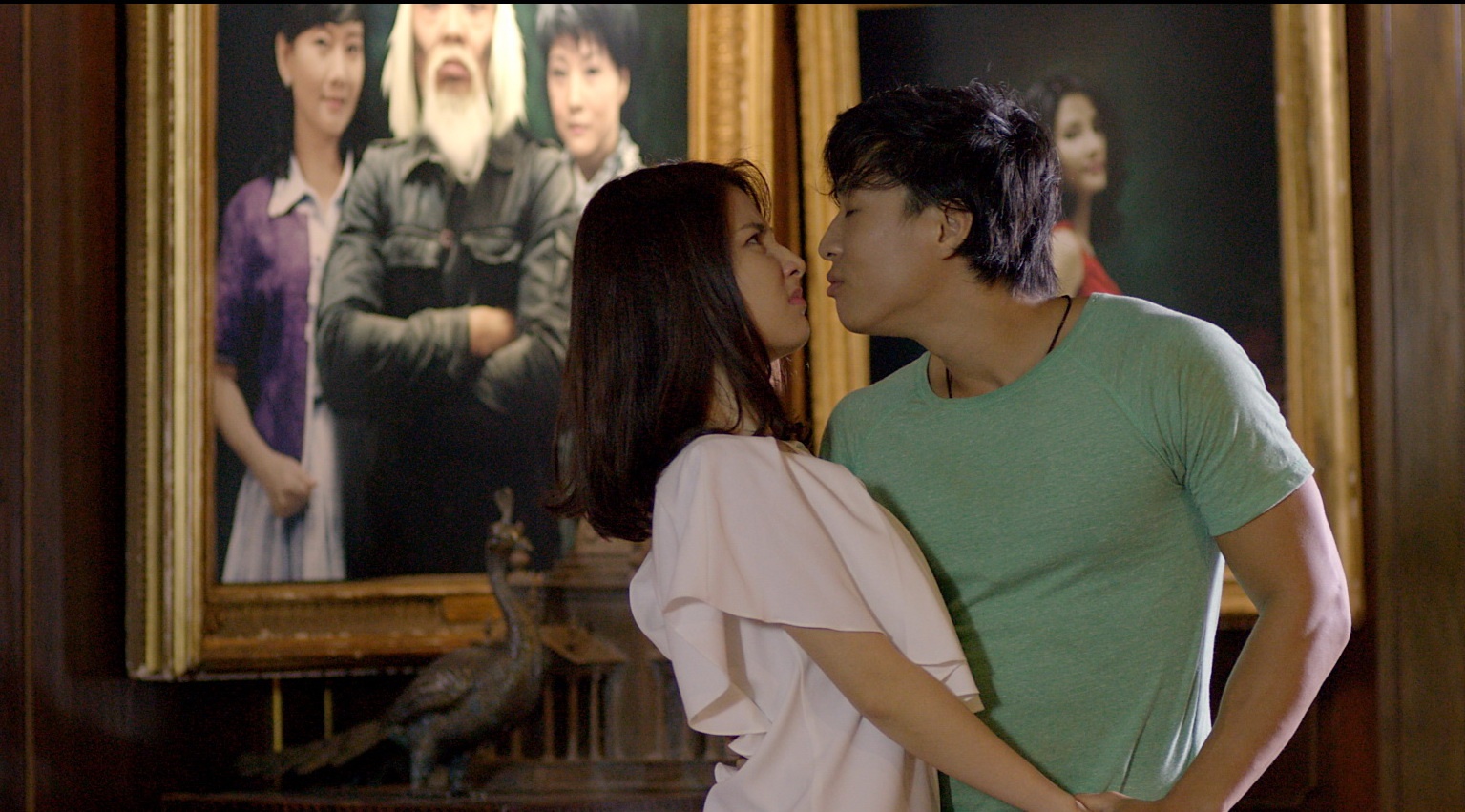 Tập trung quá nhiều vào câu chuyện tình cảm giữa Đoàn và Vân Nhi, Kung Fu Phở đánh mất nét hấp dẫn mà phim tạo ra lúc mở đầu.