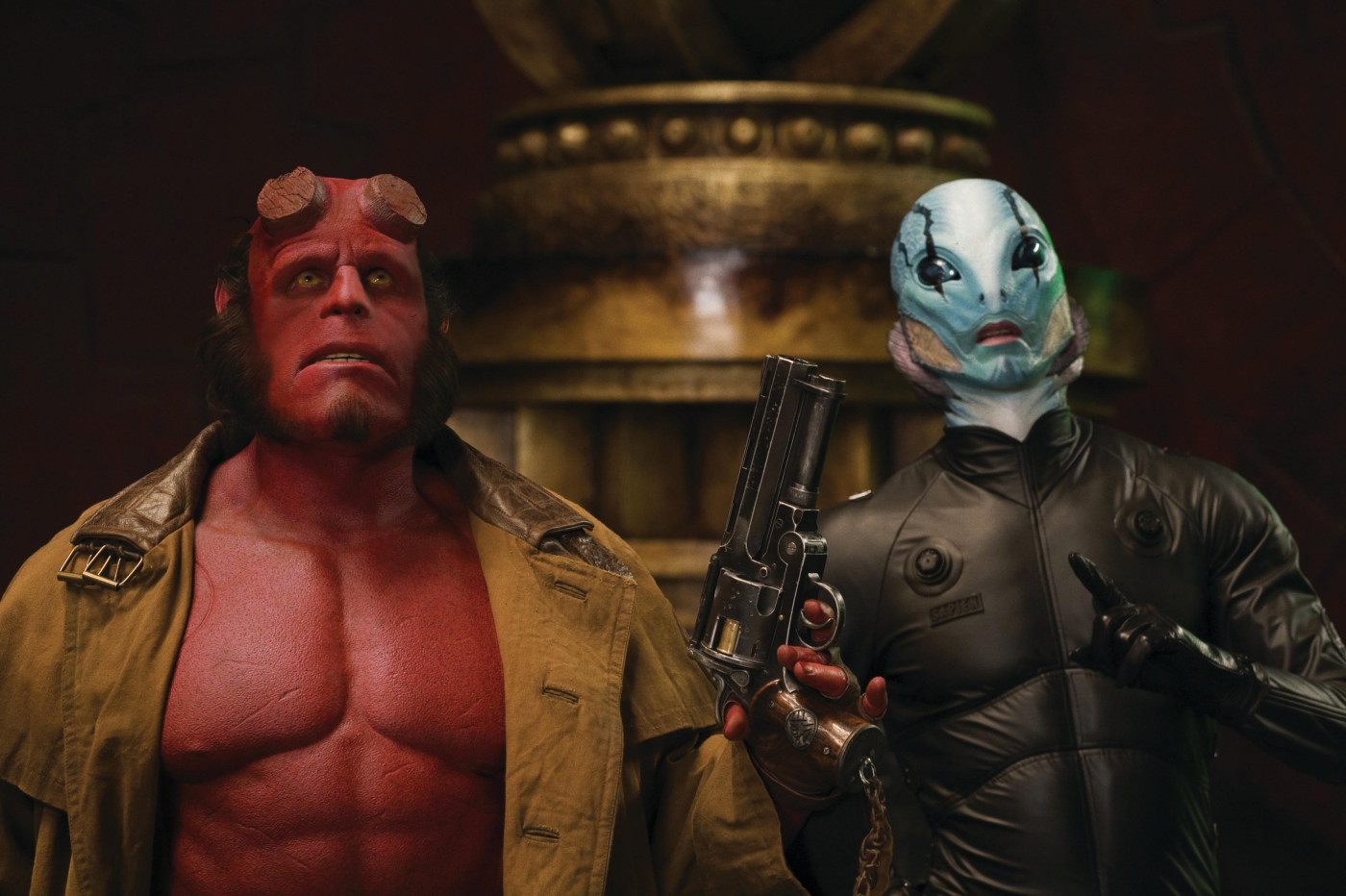 Sao tiep tuc up mo ve ‘Hellboy 3’ hinh anh