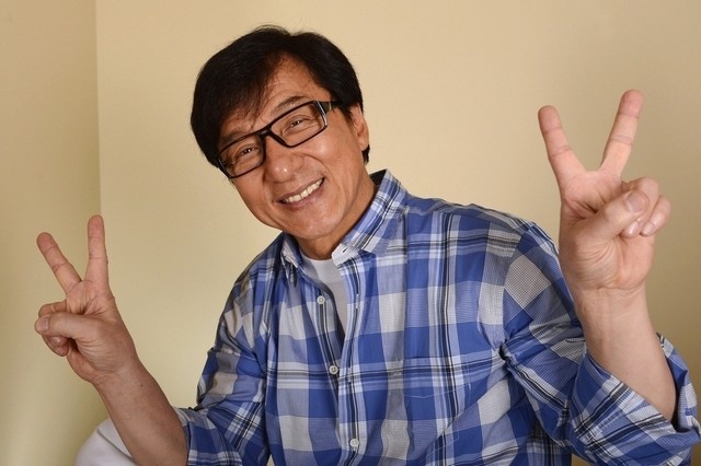 Thanh Long toi Trung Dong lam phim hinh anh