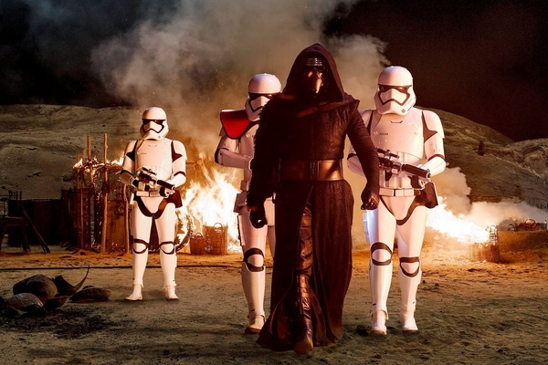 'Star Wars 7' chieu ban dung som cho fan bi ung thu hinh anh