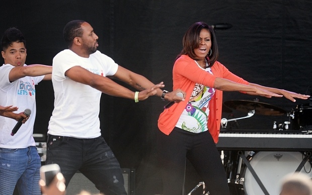 De nhat Phu nhan My Michelle Obama nhay theo 'Uptown Funk' hinh anh