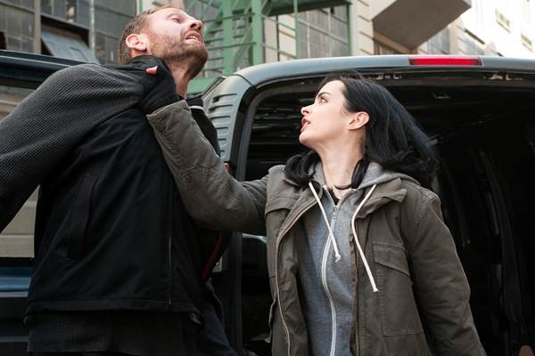 ‘Jessica Jones’ va goc khuat den toi cua Marvel hinh anh