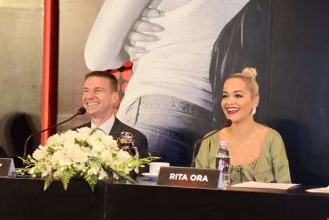 Rita Ora: 'Dieu quan trong la phai biet cong chung muon gi' hinh anh
