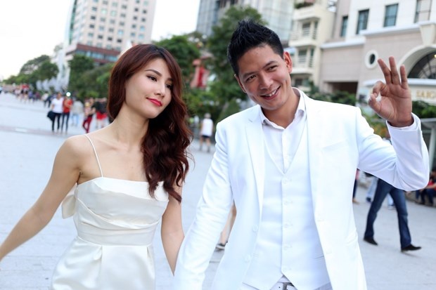 ‘Gai gia lam chieu’: Hai nhung khong nham hinh anh