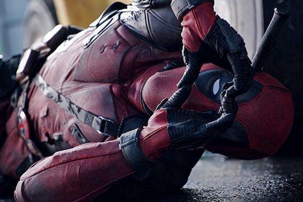 ‘Deadpool’ tro thanh phim 17+ an khach nhat moi thoi dai hinh anh