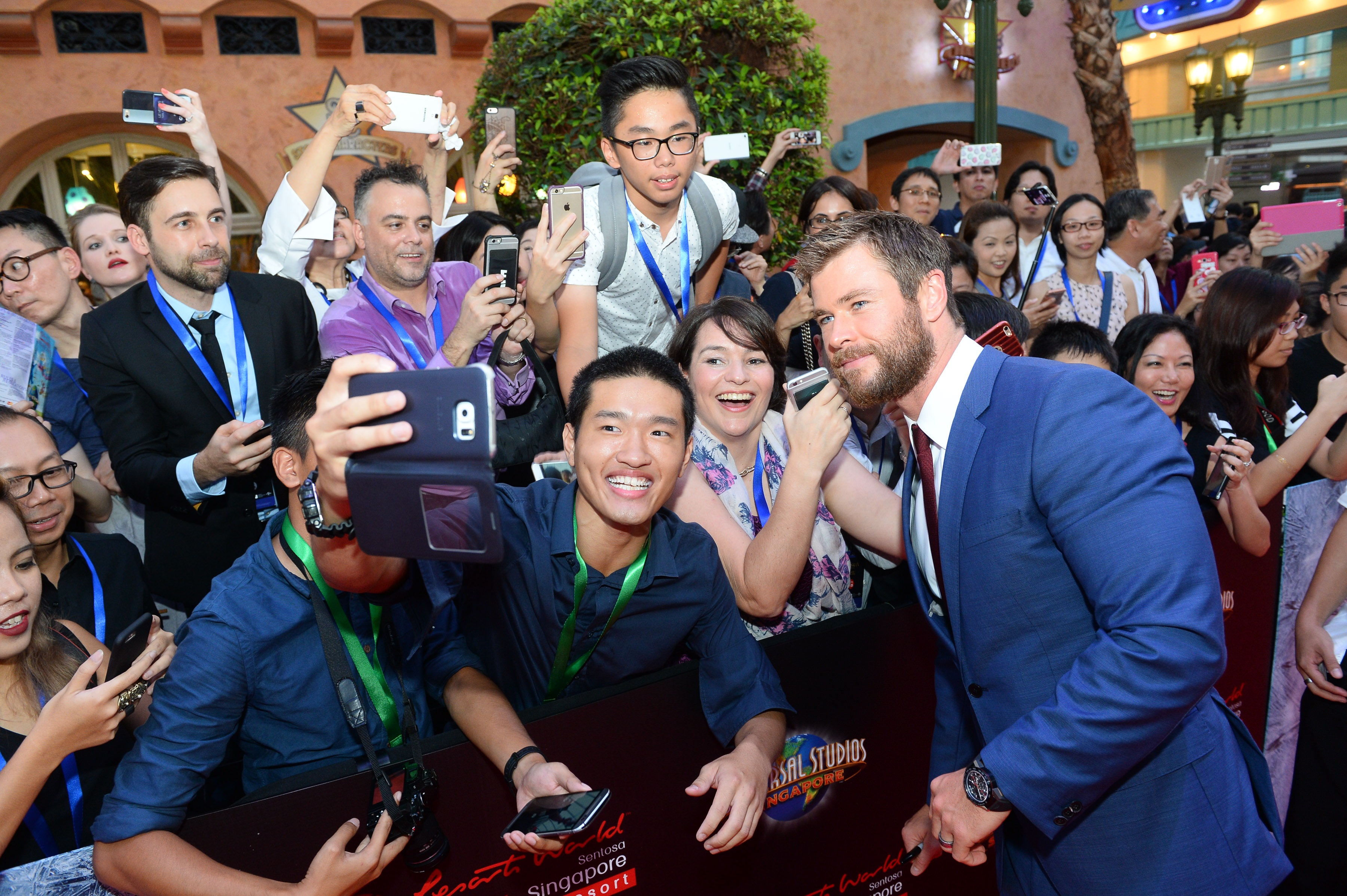 Lan Khuê và Phở Đặc Biệt tại họp báo Huntsman ảnh 9 Lan Khue va Pho Dac Biet tai hop bao Huntsman anh 9