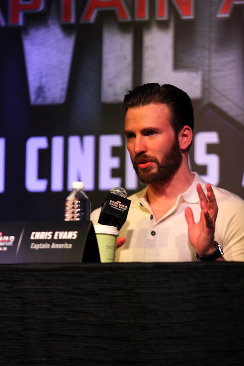 ra mat Captain America: Civil War tai Singapore anh 7