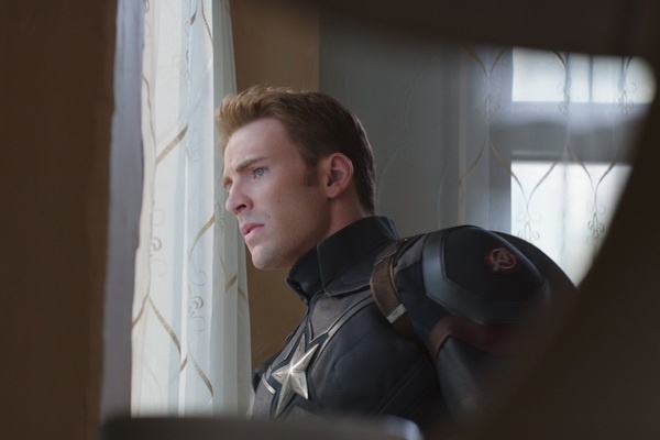 ‘Captain America 3’ cho lot top doanh thu ra mat Bac My hinh anh