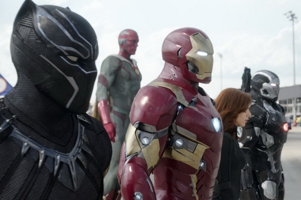 ‘Captain America: Civil War’ can moc doanh thu 700 trieu USD hinh anh