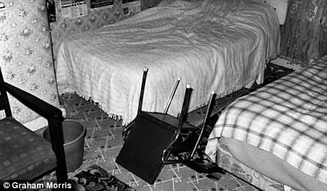 chuyen co that phia sau phim The Conjuring 2 anh 7