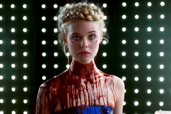 ‘Ac quy san catwalk’: Bua dai tiec hinh anh va am nhac hinh anh