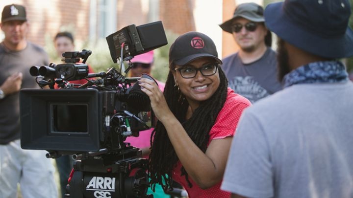 Ava DuVernay làm đạo diễn Nếp gấp thời gian ảnh 2 Ava DuVernay lam dao dien Nep gap thoi gian anh 2