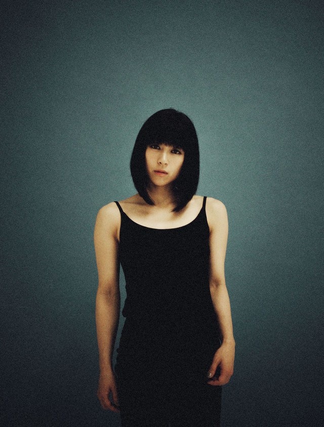 Album moi cua Utada Hikaru anh 2