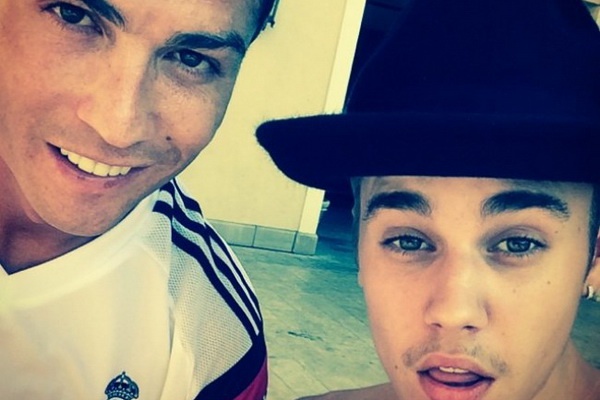 Justin Bieber co the se dong phim cung Cristiano Ronaldo hinh anh