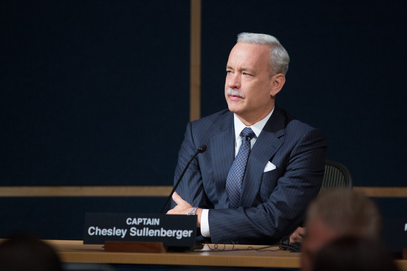 Tom Hanks trong phim Sully ảnh 2 Tom Hanks trong phim Sully anh 2