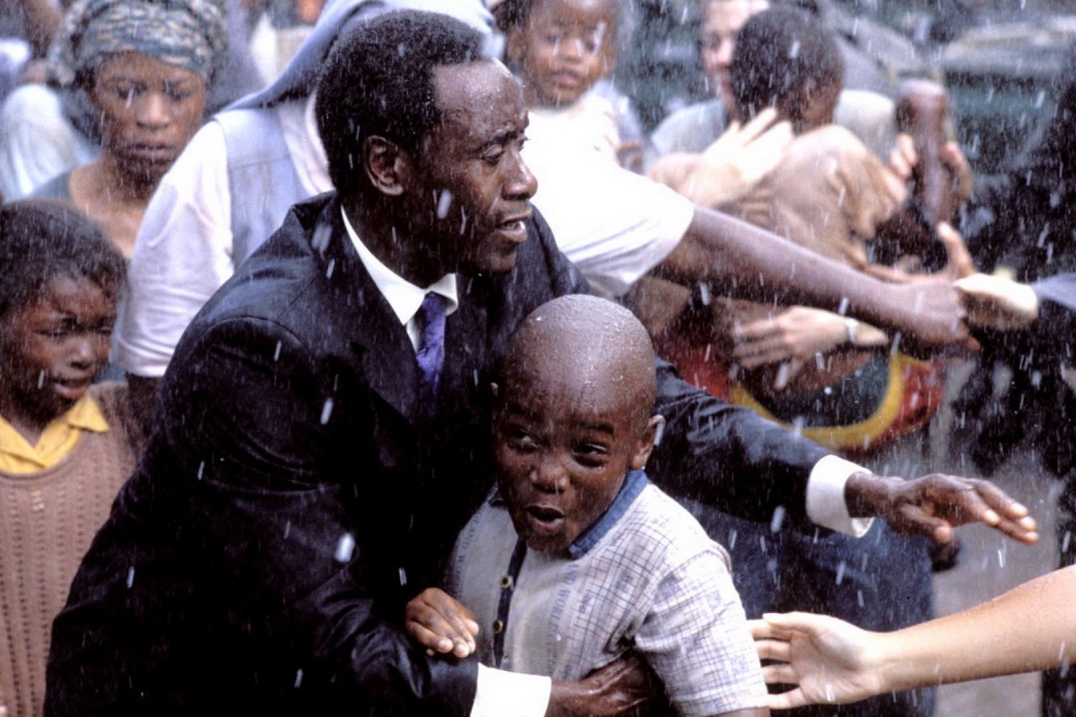 nguoi hung doi thuong tren phim anh 6