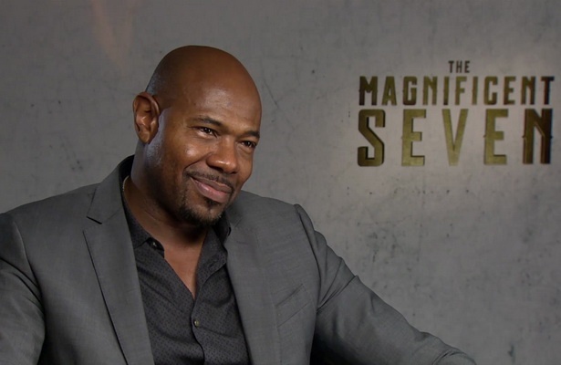 Tro chuyen voi dao dien Antoine Fuqua cua 'Bay tay sung huyen thoai' hinh anh