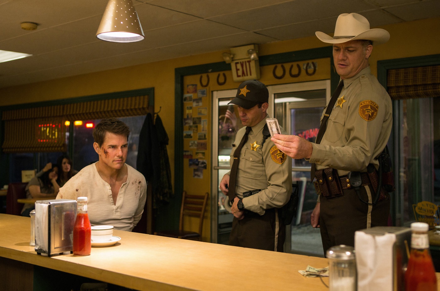 Trailer bo phim 'Jack Reacher: Khong quay dau' hinh anh