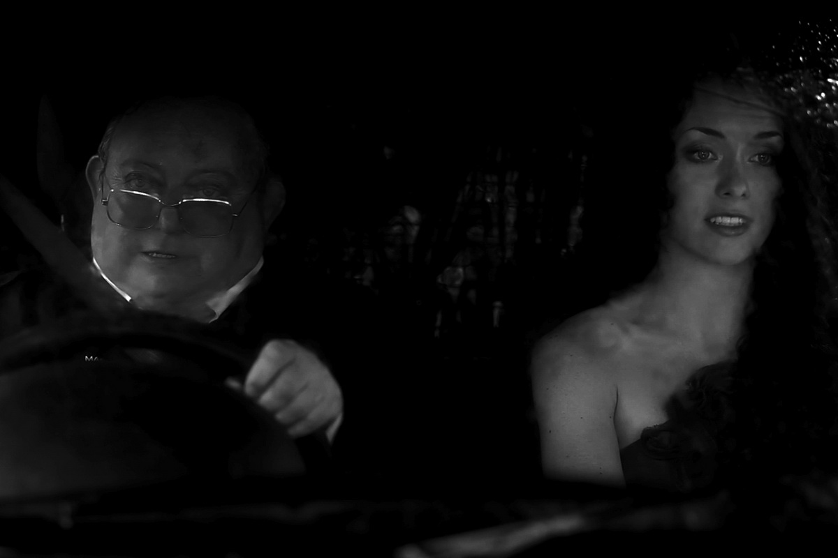 phim kinh di khien khan gia bi ngat anh 7