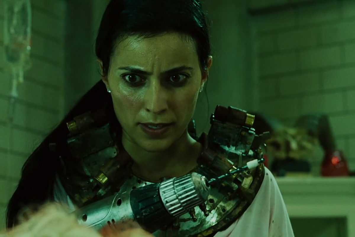 phim kinh di khien khan gia bi ngat anh 8