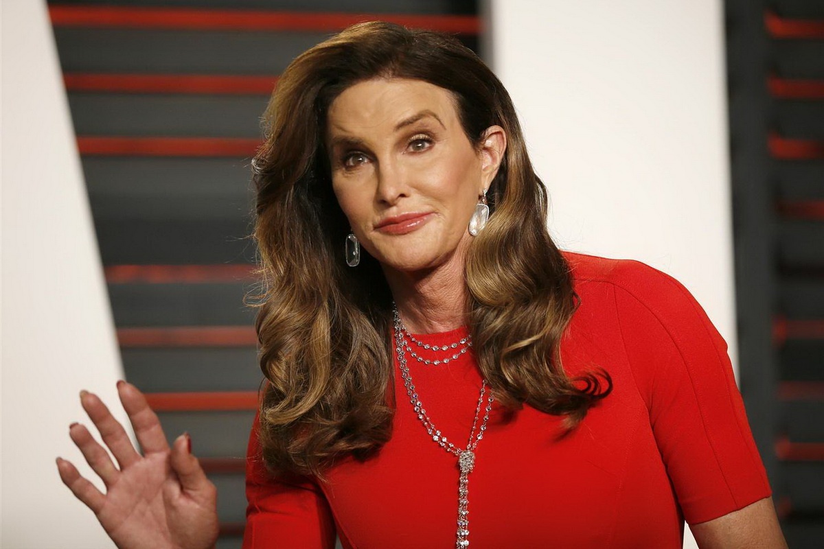 10 ngoi sao tung suyt sam vai Sieu Nhan hinh anh