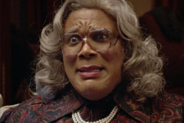 Phim kinh di len ngoi o Bac My hinh anh