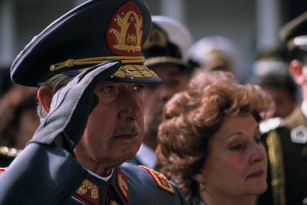 Vu am sat hut nha doc tai Augusto Pinochet len phim hinh anh