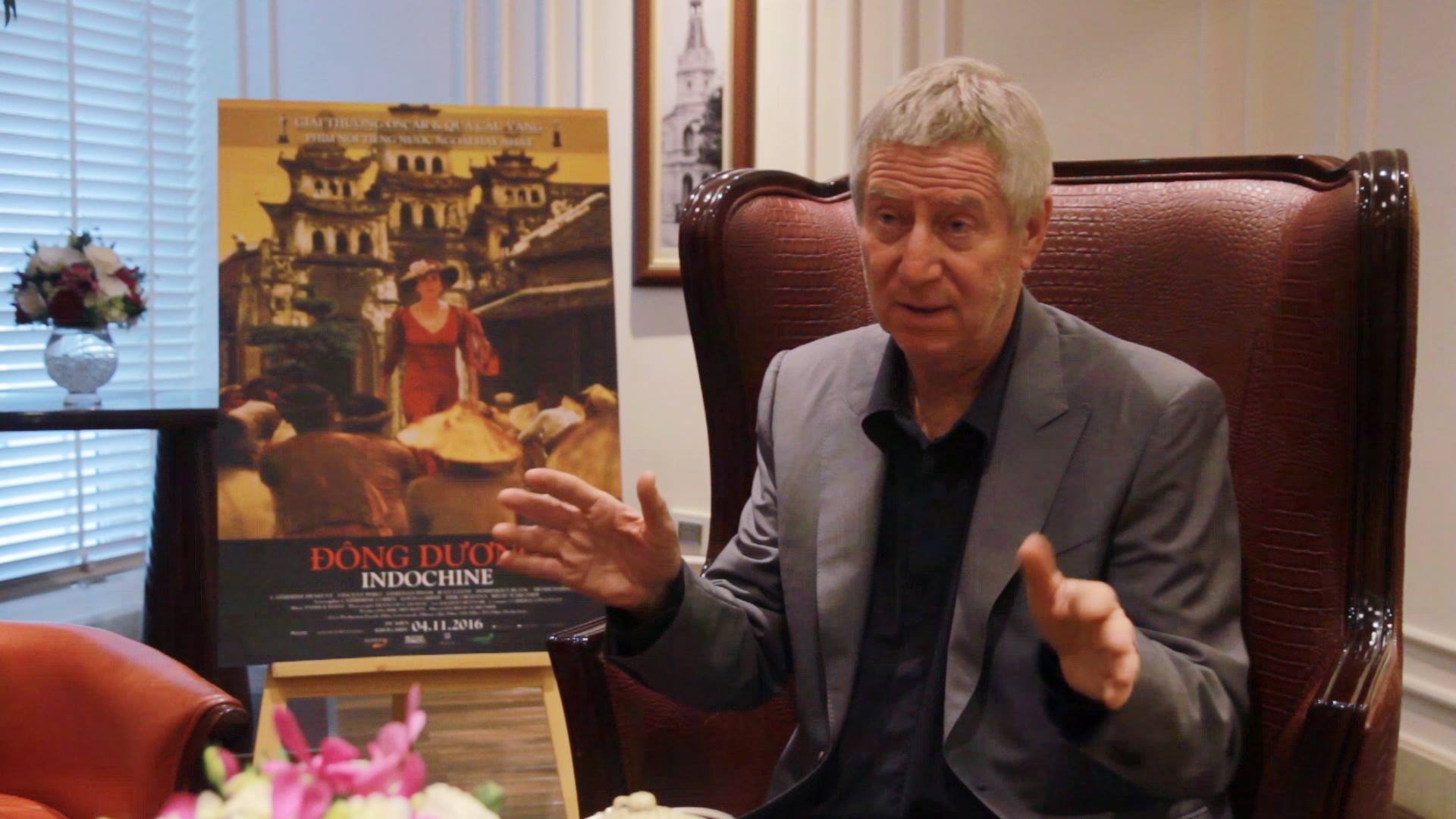 Dao dien Regis Wargnier hoi tuong ve cac dien vien Viet Nam trong 'Dong Duong' hinh anh