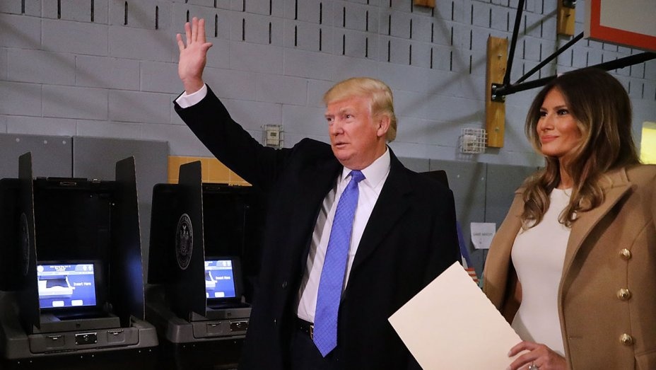 phan ung sao Hollywood ve Donald Trump anh 1