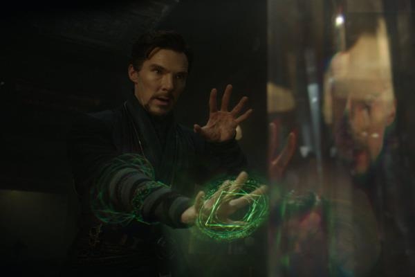 ‘Doctor Strange’ chua co doi thu tai phong ve Bac My hinh anh