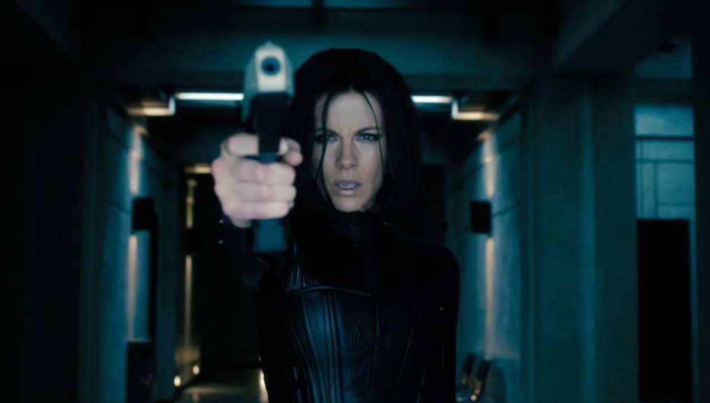 Ma ca rong tiep tuc dai chien nguoi soi trong ‘Underworld 5’ hinh anh