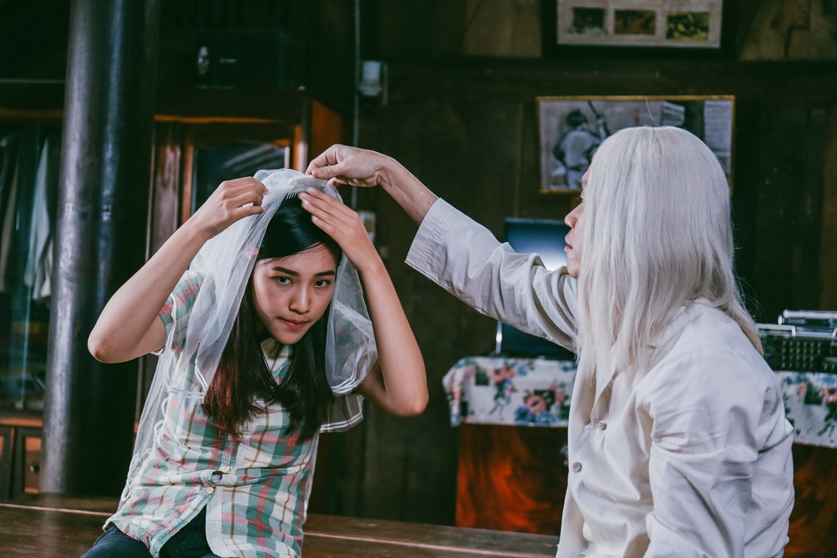 lich chieu phim thang 12 anh 10