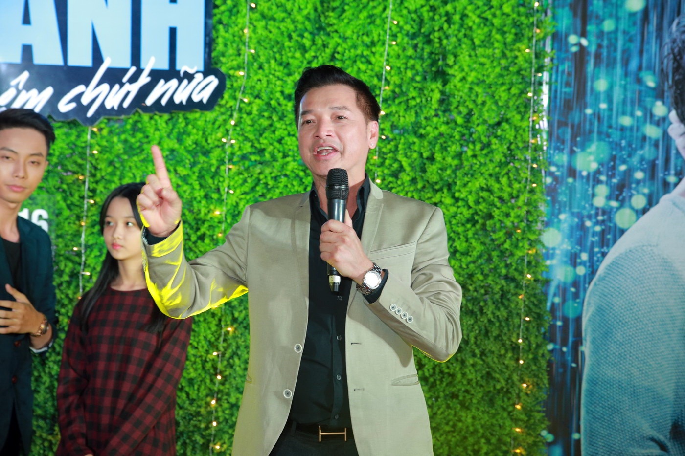 ra mat Cho em gan anh them chut nua anh 5