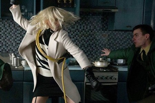 Trailer bo phim 'Atomic Blonde' hinh anh