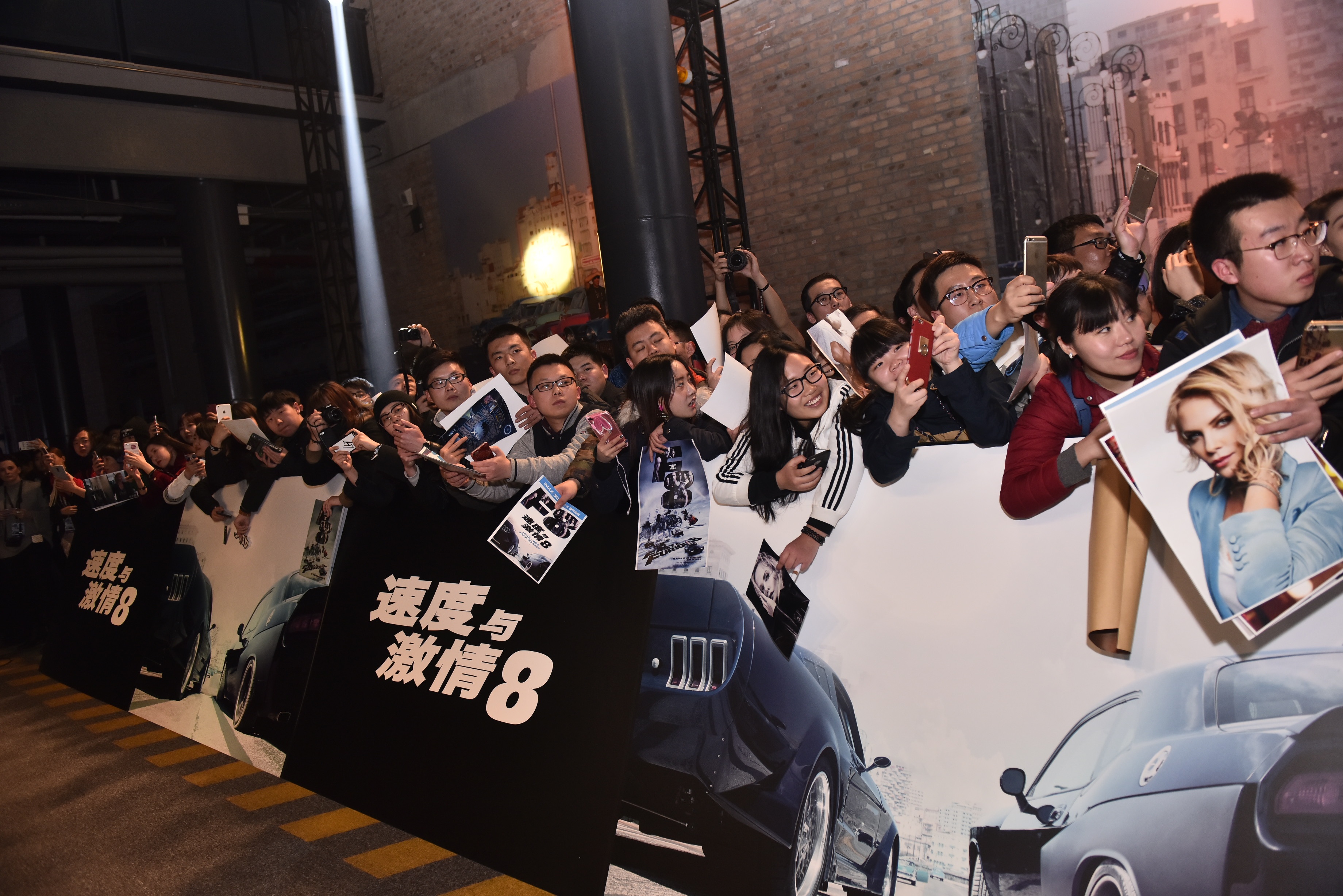 ra mat Fast & Furious 8 anh 11